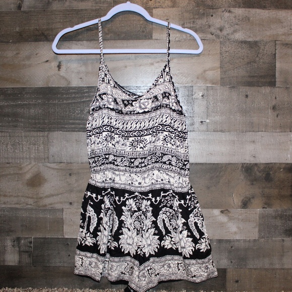 Angie Black And White Boho Printed Romper - Picture 1 of 3